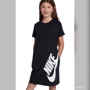 YL Black Nike 100% Cotton Dress with Pockets
